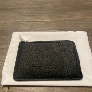 ❗️SALE❗️Tiffany & Co. Textured Black Leather Key Holder